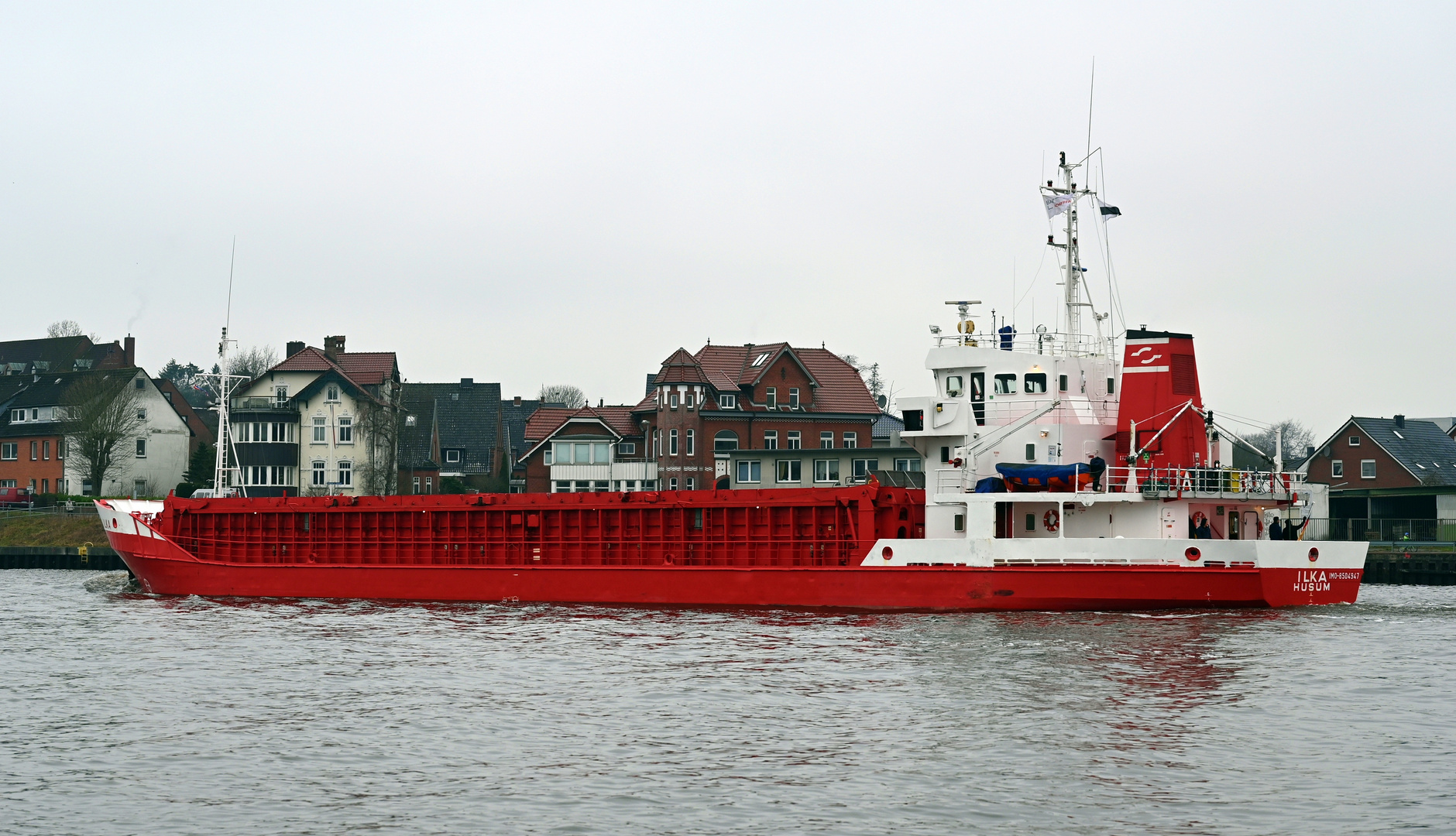 Die ILKA bei Rendsburg im Nord-Ostsee-Kanal