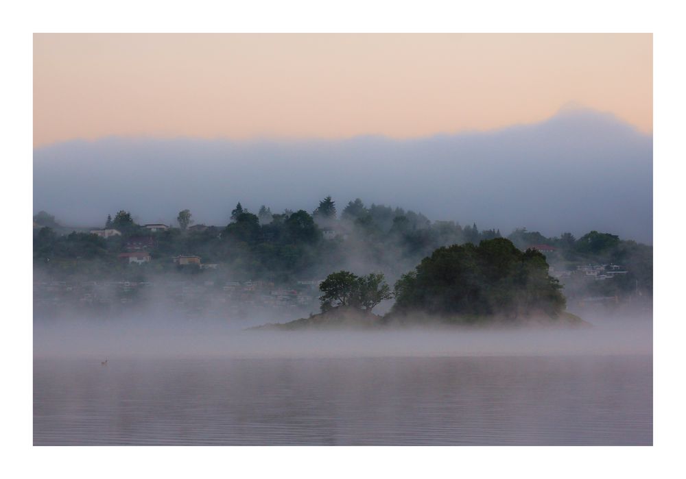 Die Insel des Morgennebel