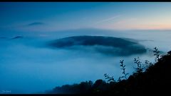 Die Insel im Nebelmeer