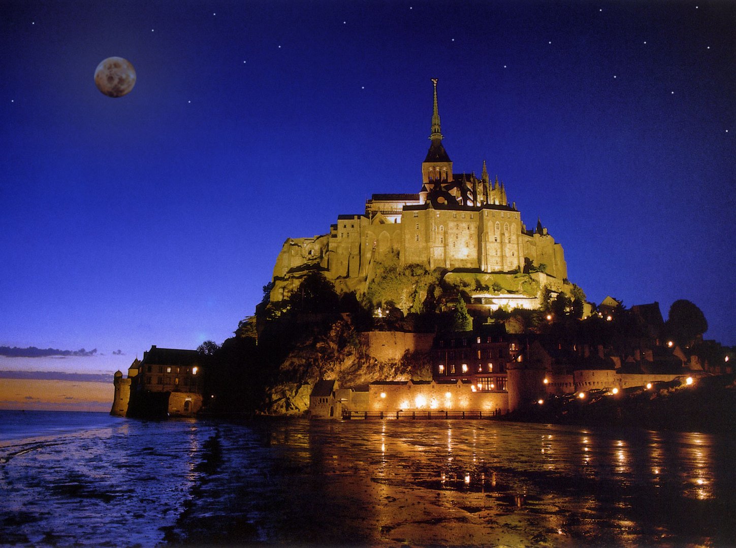 Die Insel MontSaintMichel mit Benediktinerkloster Foto & Bild