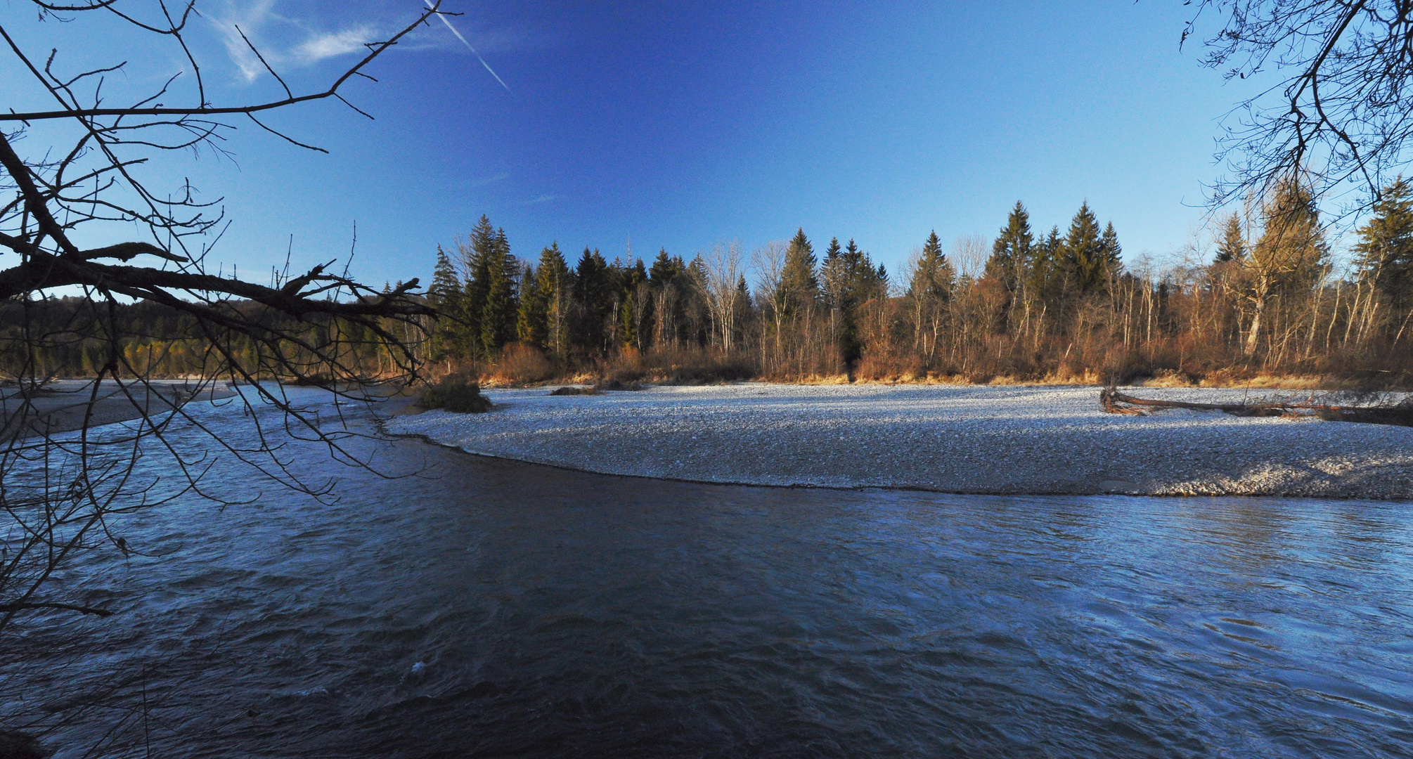 Die Isar zwischen Icking und Kloster Schäftlarn