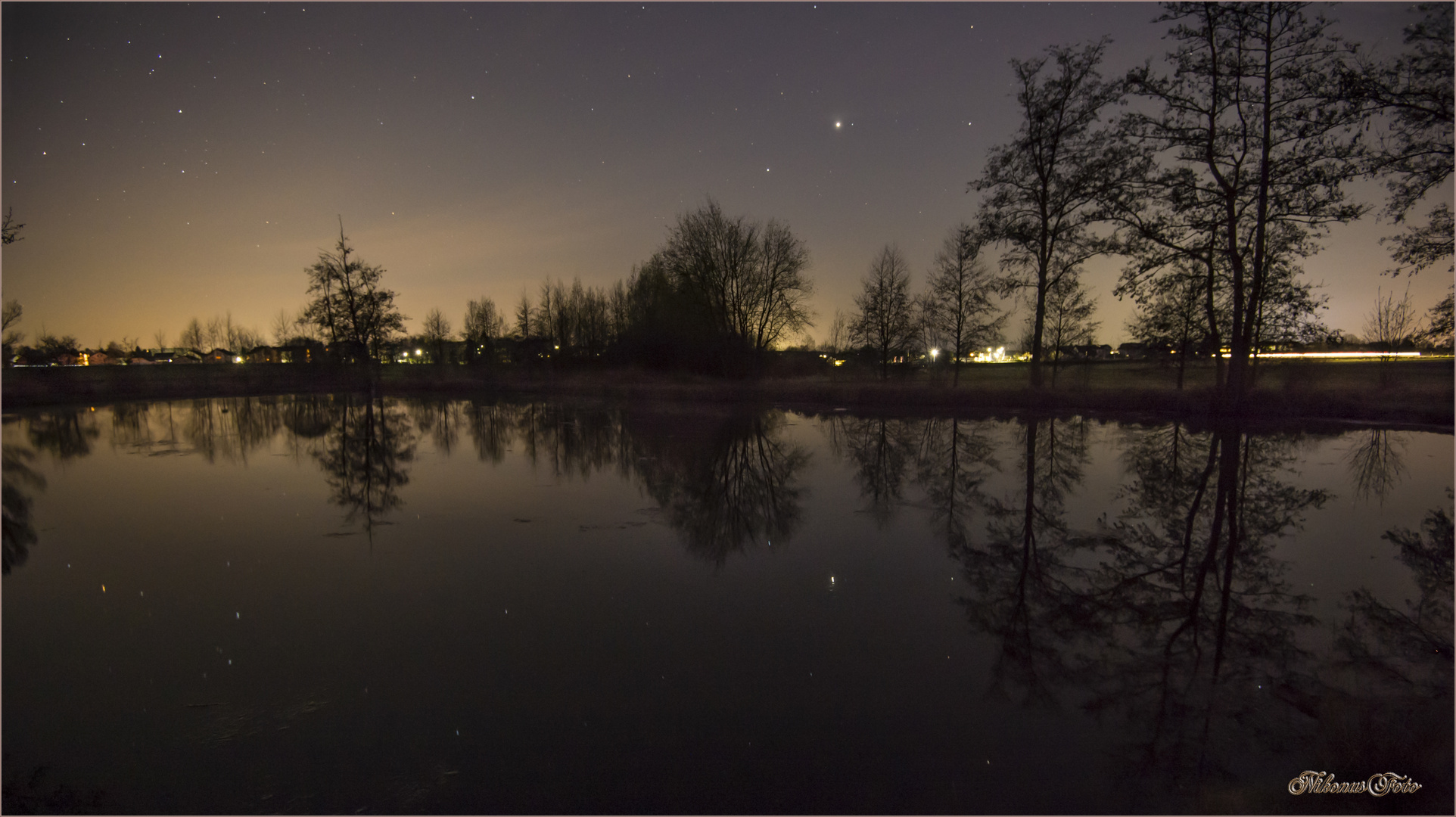 die Jagt nach Sternen nachts am Teich Foto & Bild landschaft, bach
