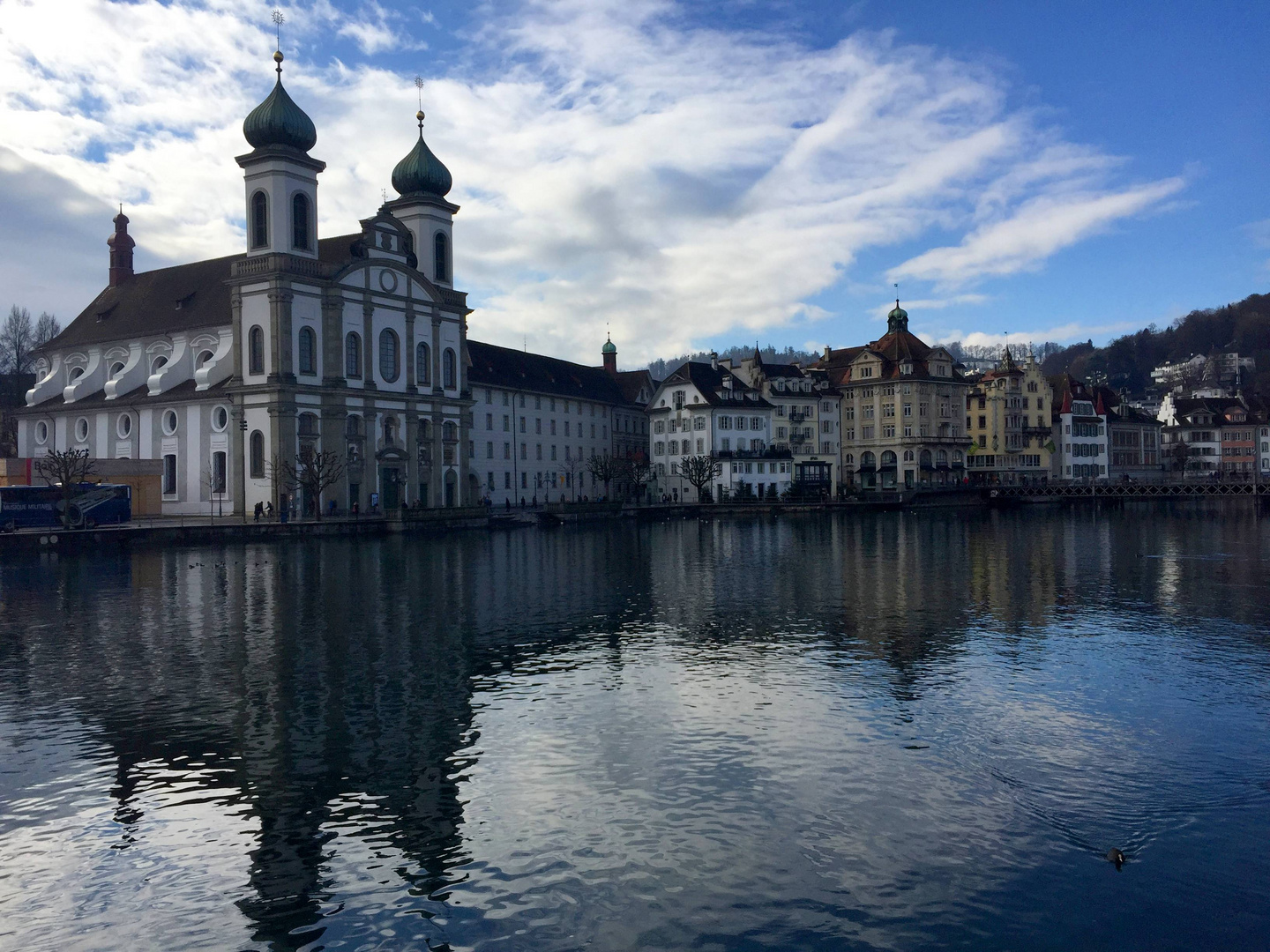 Die Jesuitenkirche ...