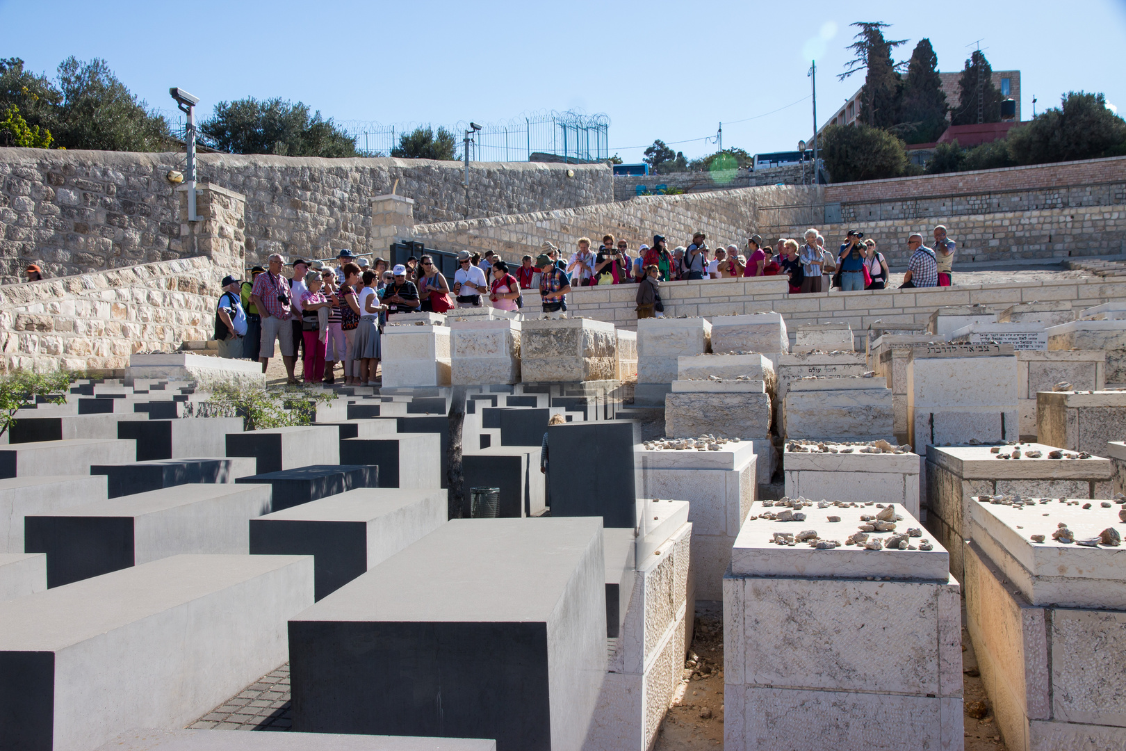 Die jüdischen Gräber zum Gedenken - in Jerusalem und Berlin