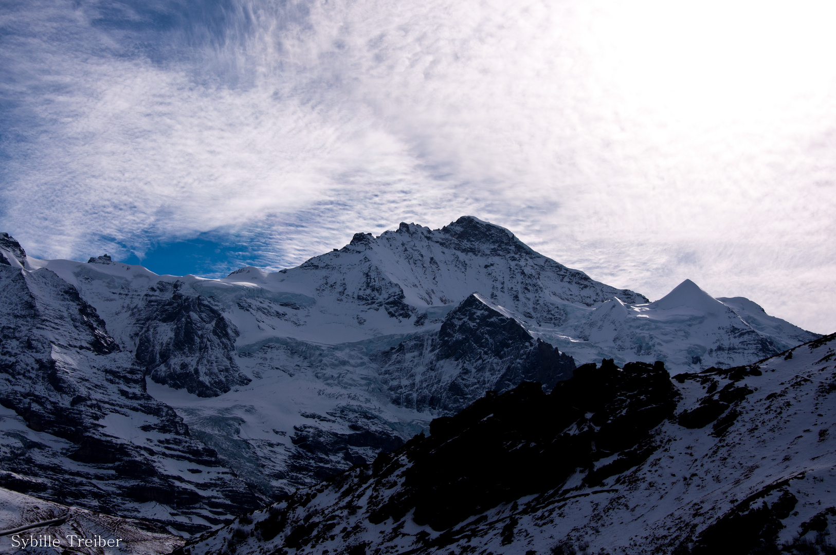 Die Jungfrau und das Silberhorn