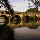 Die Kanalbrücke über den Orb in Béziers.