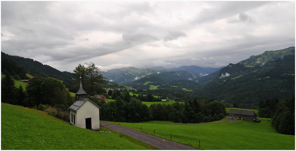 Die Kapelle ... (2)