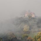 Die Kapelle Schönberg im Nebel