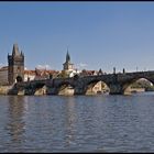 die Karlsbrücke von der Moldau aus