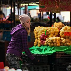 Die Kartoffelverkäuferin