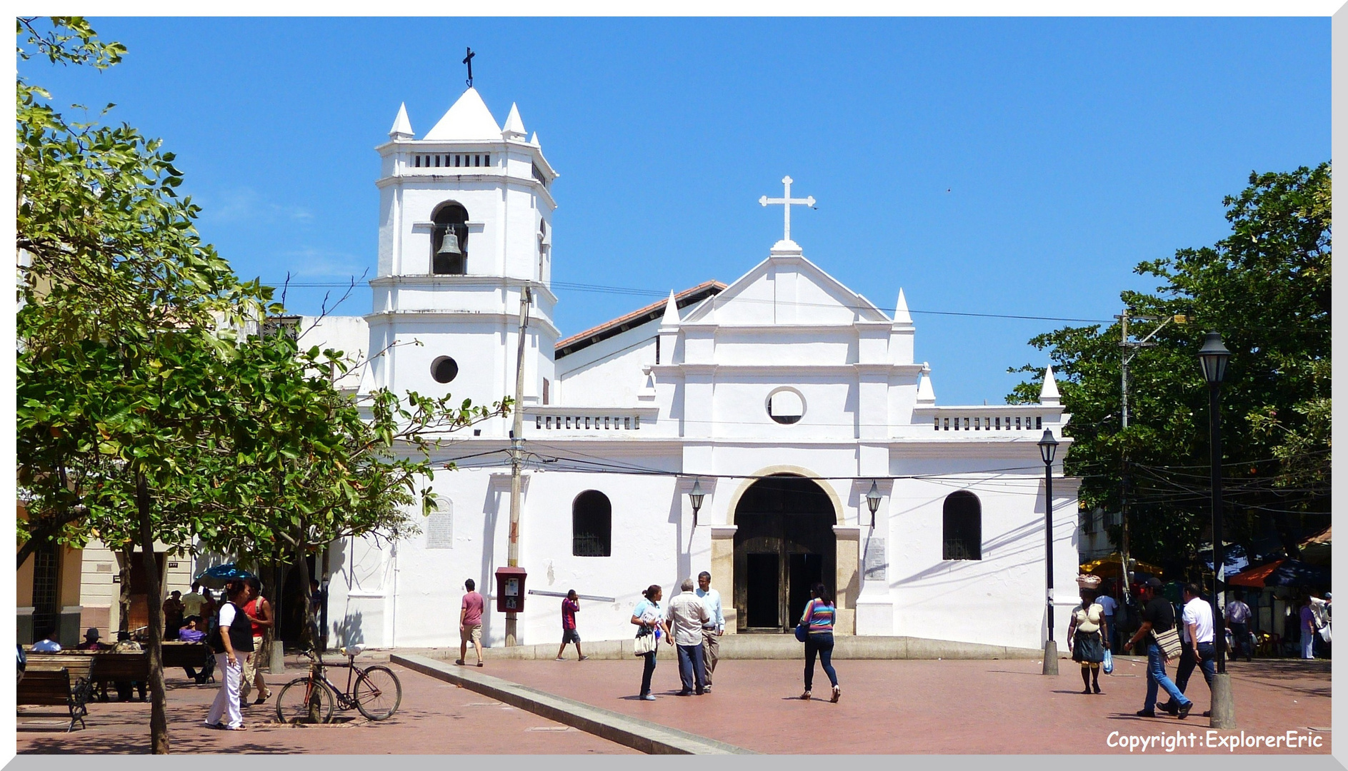 die Kathedrale in Santa Martha...............