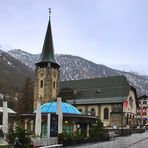 Die katholische Pfarrkirche St.Mauritius in Zermatt