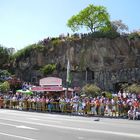 Die Kehrseite, Menschenmassen entlang der gesamten Promenadenstrasse in Funchal!