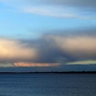 Die Kieler Förde und das Marineehrenmal in Laboe