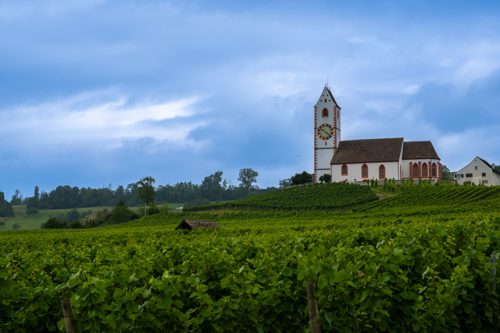 Die Kirche auf dem Hügel