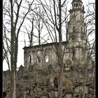 Die Kirche aus dem See