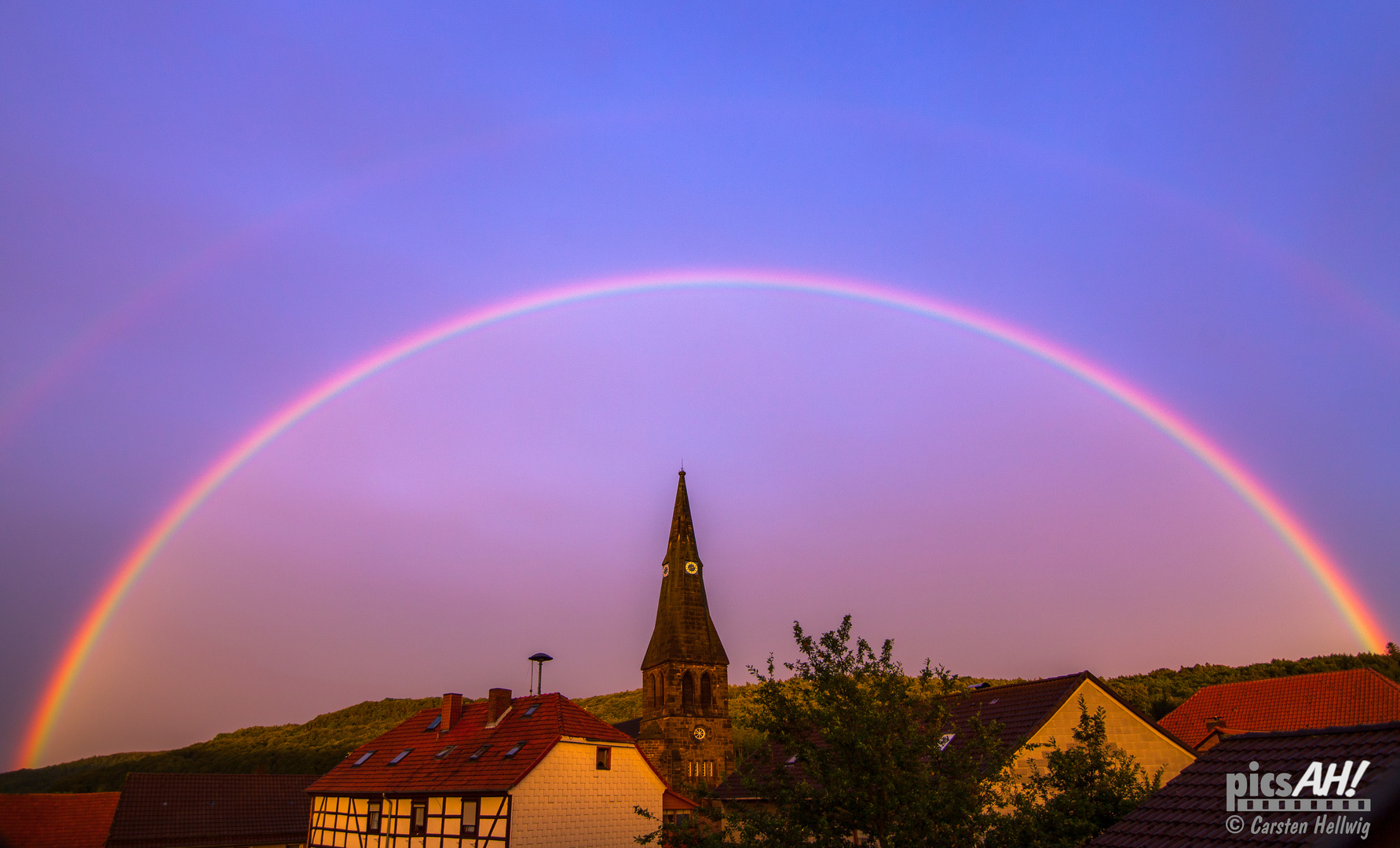 Die Kirche bleibt im Dorf