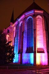 Die Kirche des Klosters zum Heiligen Kreuz in Rostock zur Lichtwoche 2024