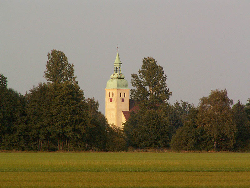 Die Kirche im Dorf...