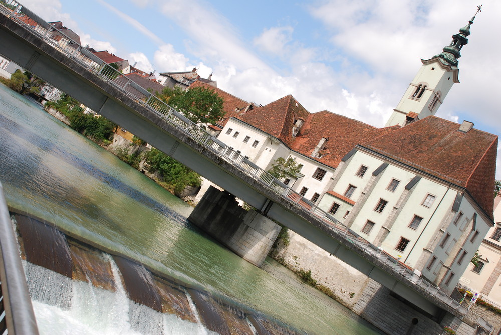 Die Kirche im Dorf