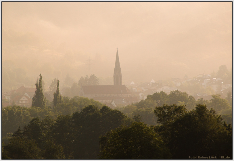Die Kirche im Dorf
