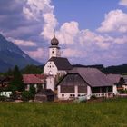 die Kirche im Dorf