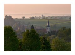 Die Kirche im Dorf