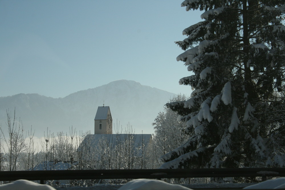 Die Kirche im Schnee