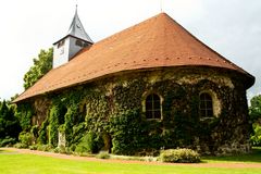 Die Kirche in Trebel .....