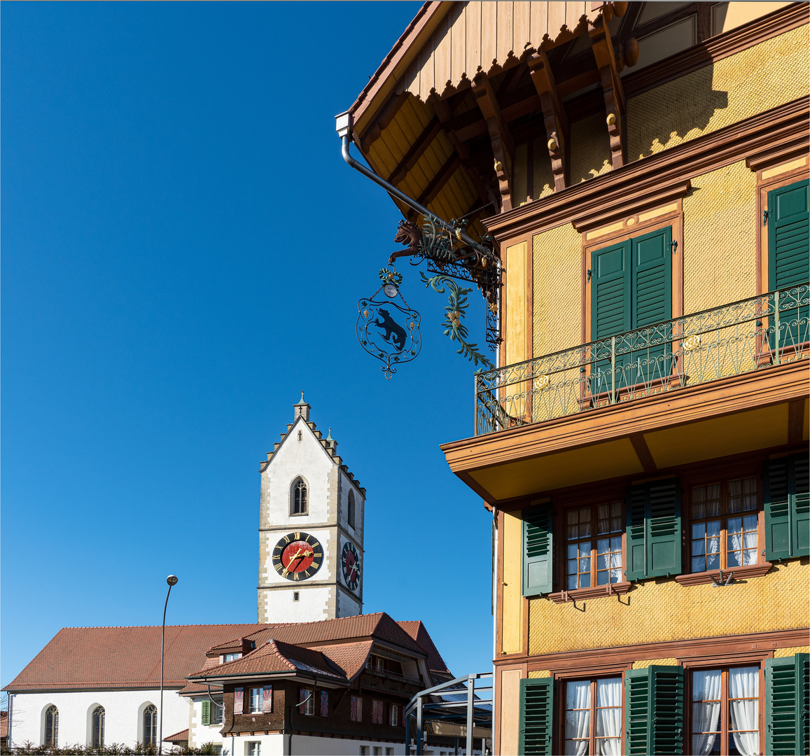 Die Kirche und der Gasthof