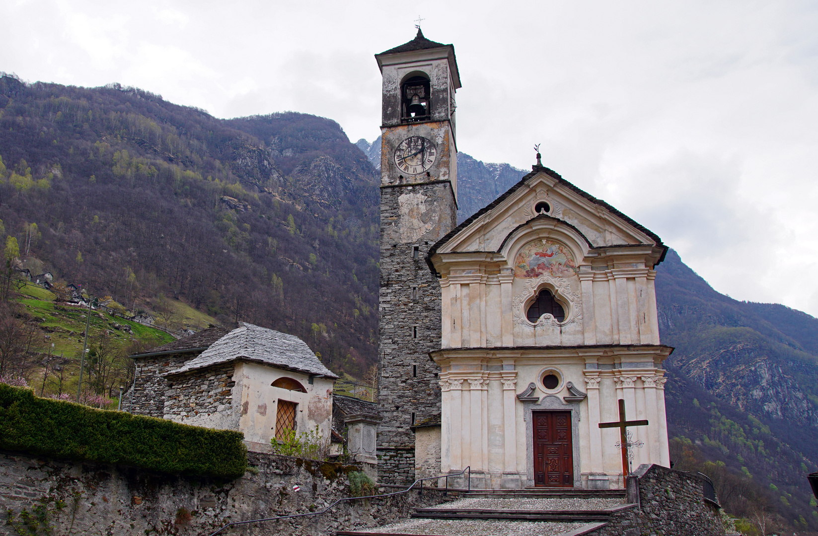 Die Kirche von Lavertezzo