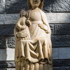 Die Kirche von Mogno - Maria mit Christuskind