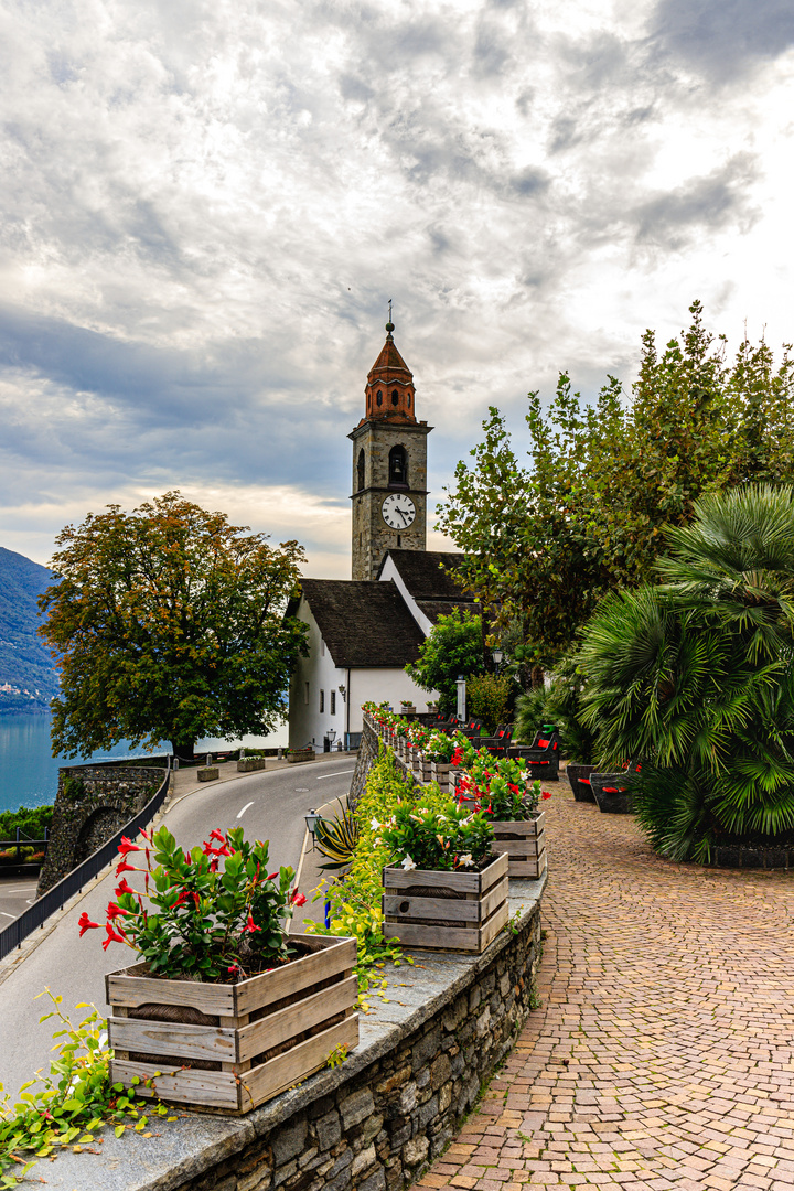 Die Kirche zu Ronco