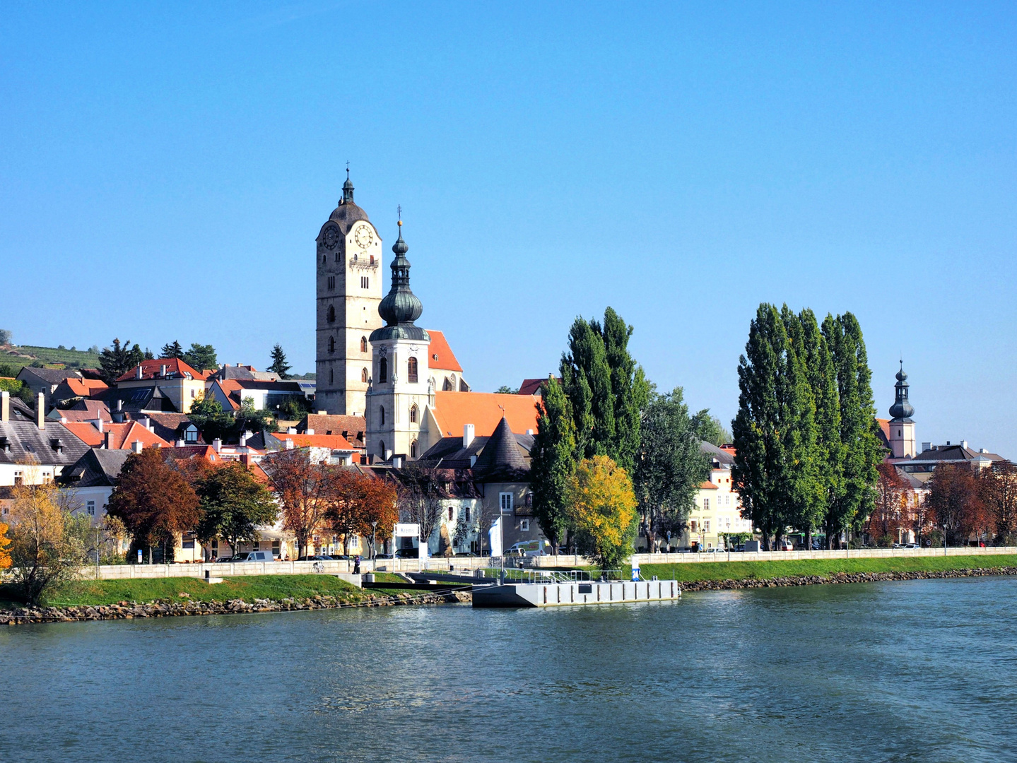 Die Kirchen von Krems-Stein