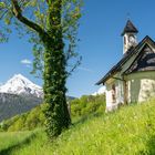 die Kirchleitnkapelle mit  Watzmann