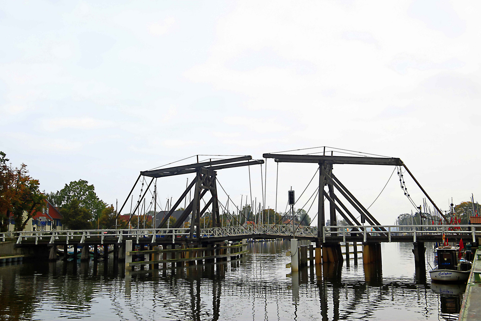 Die Klappbrücke bei Wieck