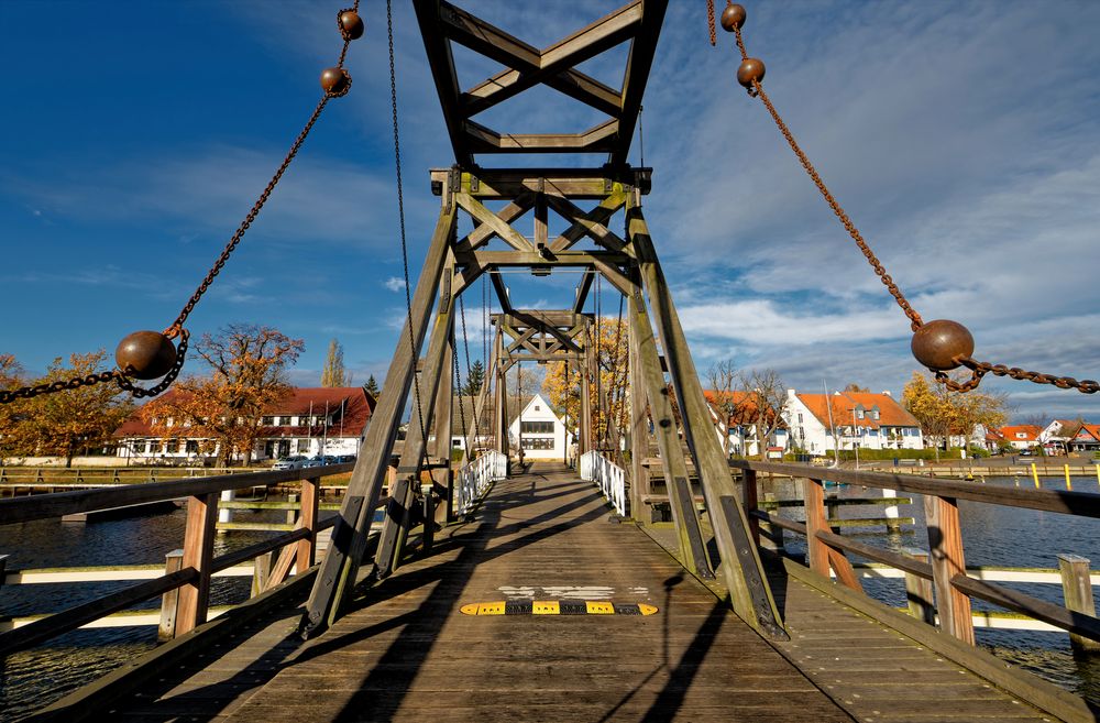 Die Klappbrücke in Wieck
