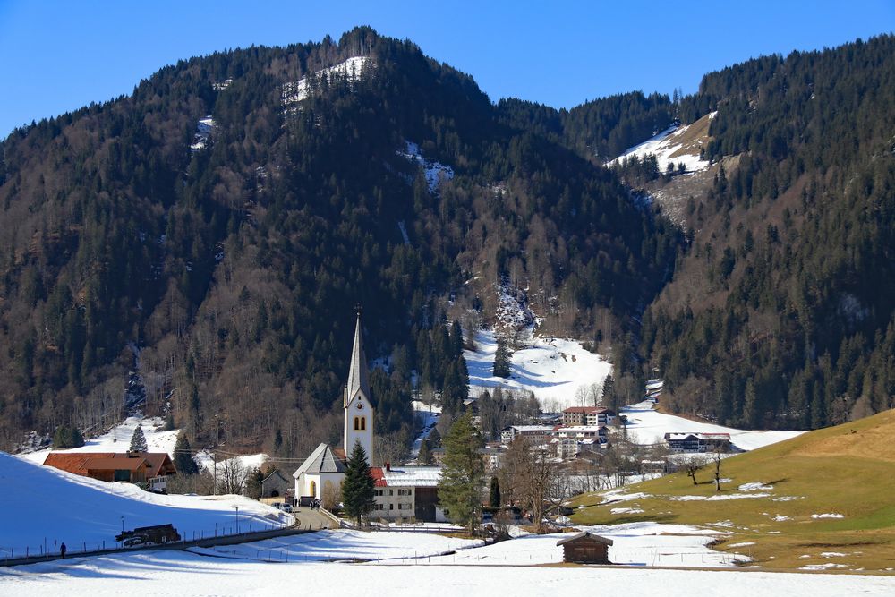 Die kleine Bergkirche