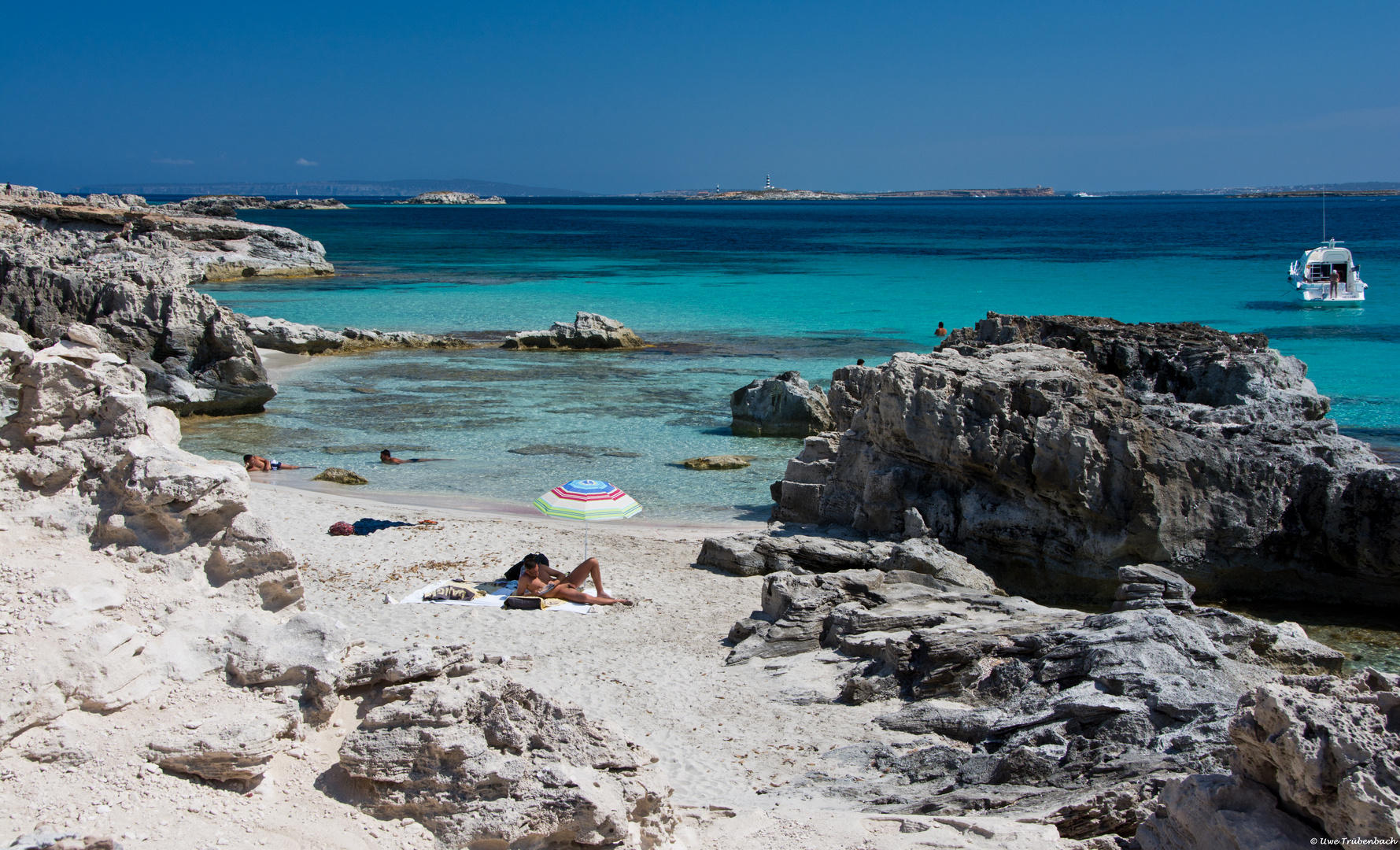 Die kleine Bucht "La Pluma" auf der Halbinsel Ses Salines