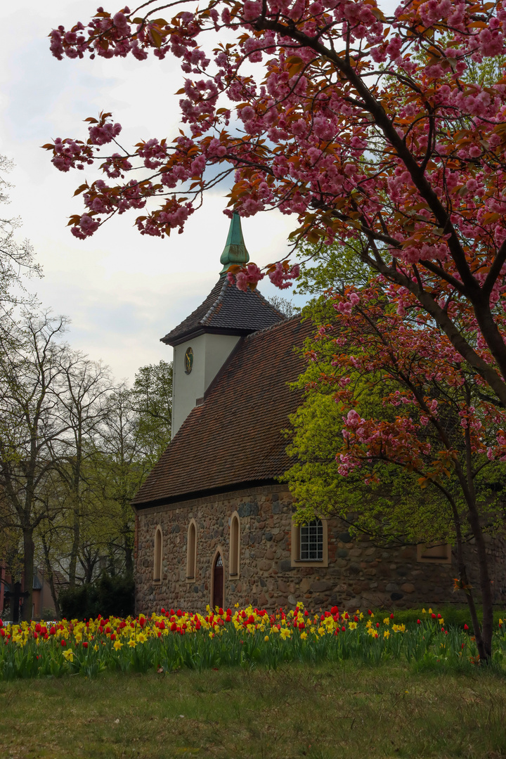 Die kleine Dorfkirche 