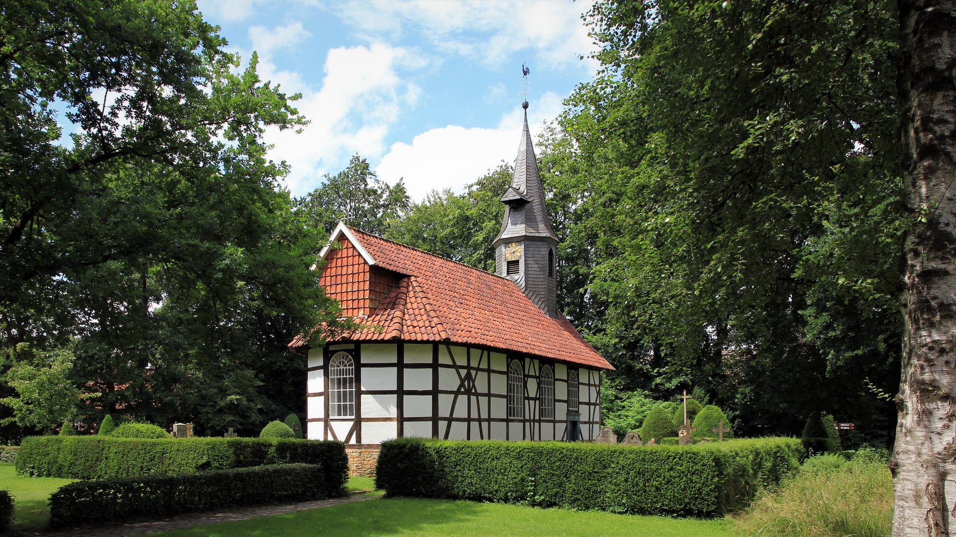 Die kleine Dorfkirche - Museumsdorf Cloppenburg