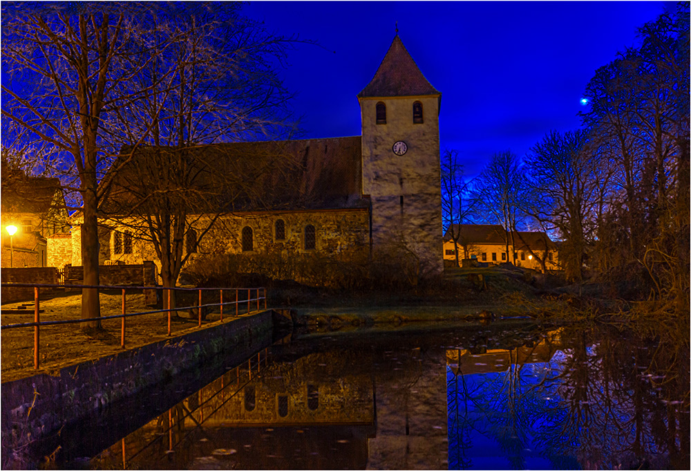 Die kleine Kirche am Schloß Altenhausen