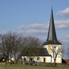 die kleine Kirche von Teuchatz