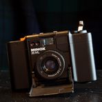 die "Kleine Schwarze" - - - - MINOX 35 ML