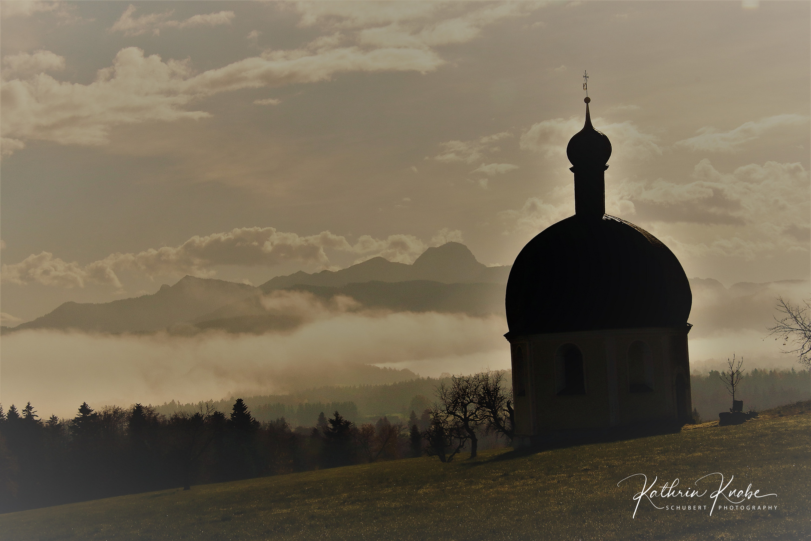 Die kleine St. Veitskapelle mit Wendelstein