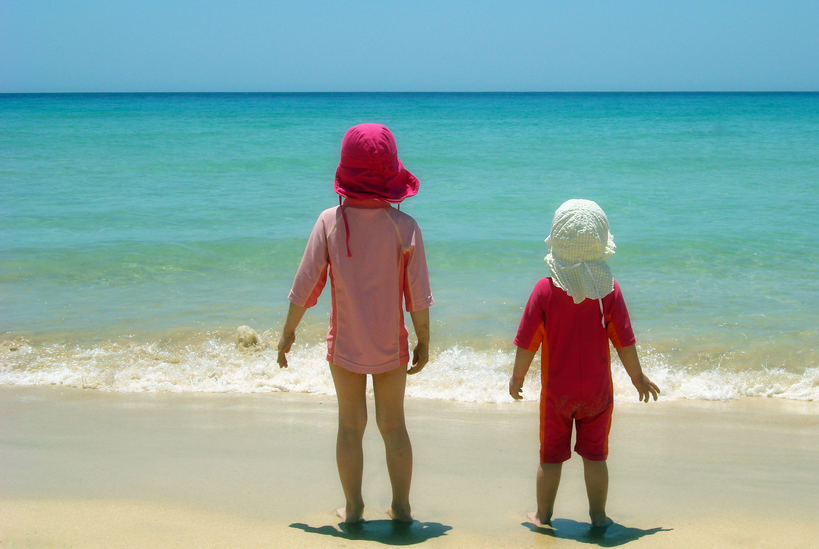 Die kleinen Kinder und das Meer