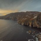 Die Klippen von Slieve League im Westen der irischen Grafschaft Donegal am Atlantischen Ozean