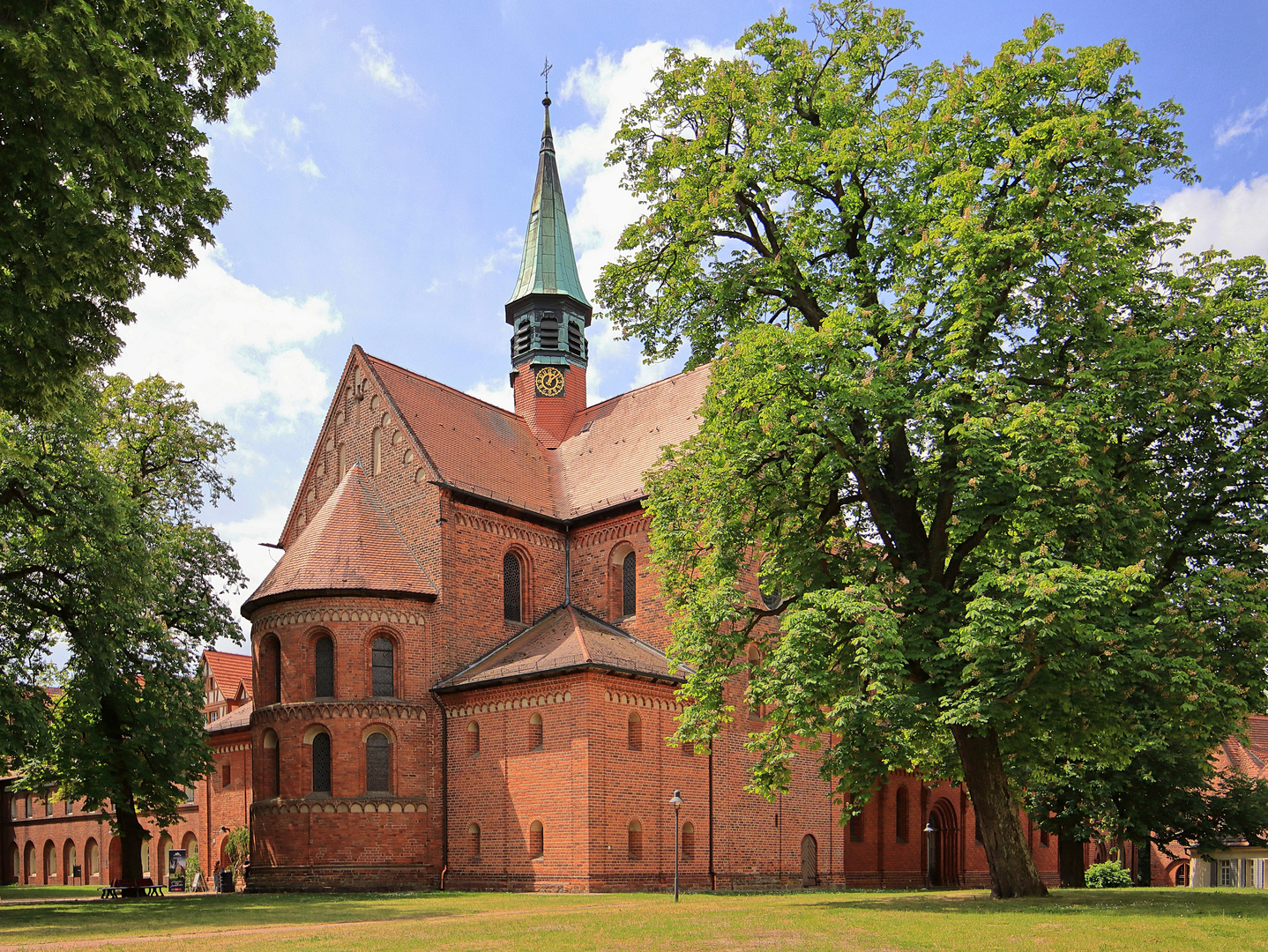 ...die Klosterkirche...