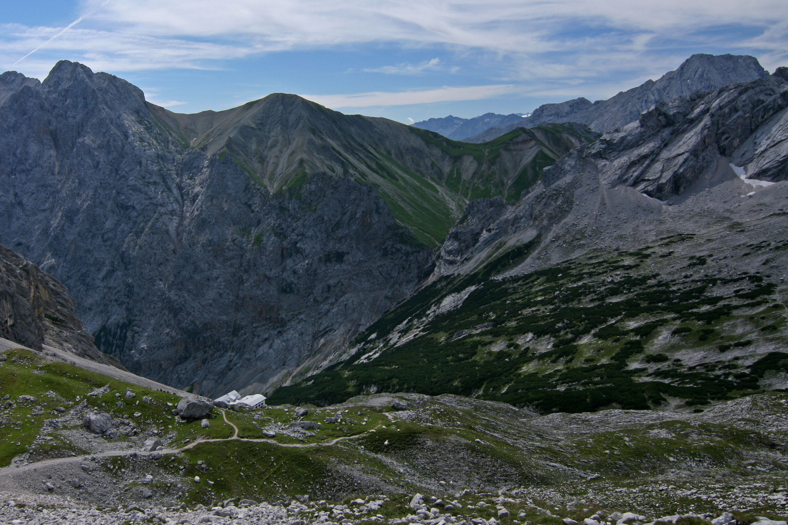 Die Knorrhütte auf dem Weg zur Zugspitze