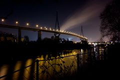 die Köhlbrandbrücke in Hamburg